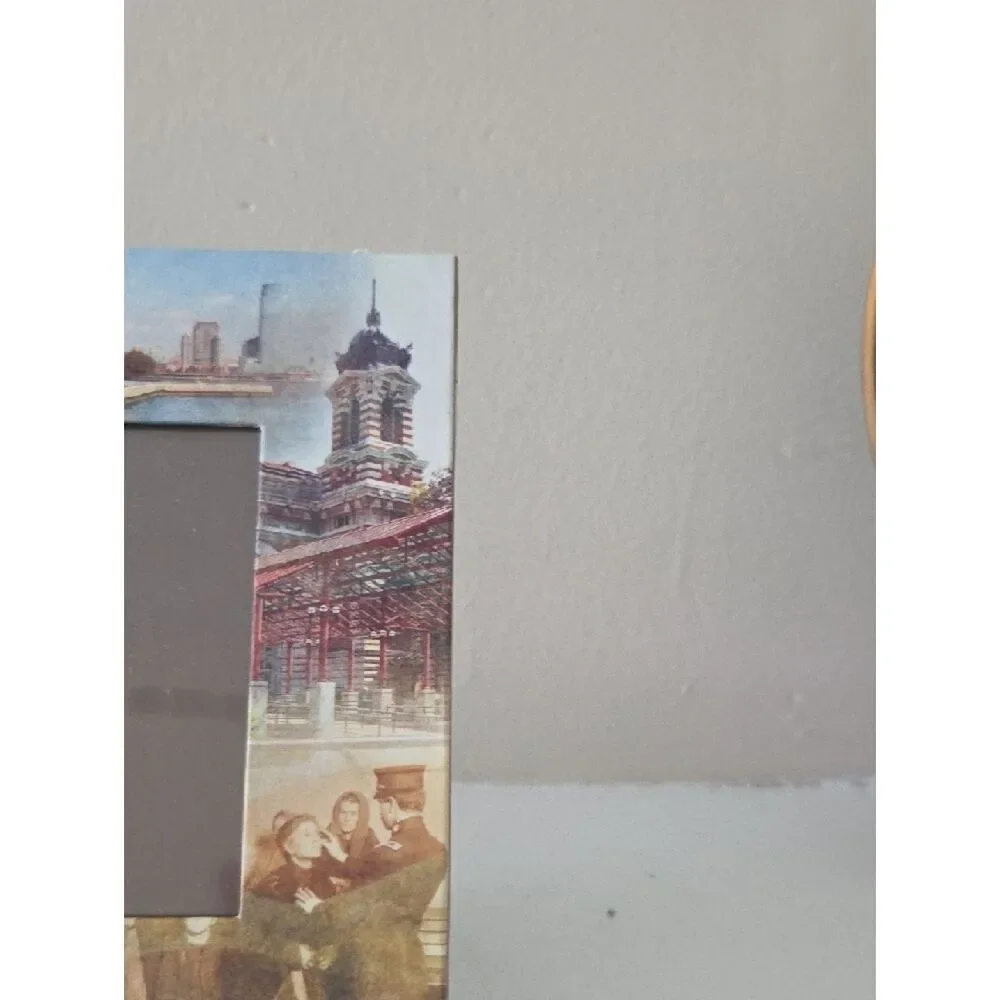 Photo Frame with Vintage City Collage Design